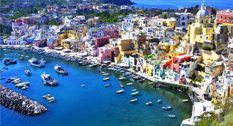 Le 7 Destinazioni Segrete in Italia da Visitare Questo Autunno