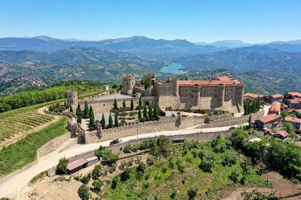 Il Cilento tra Miti e Leggende: Luoghi Misteriosi da Visitare nel 2025