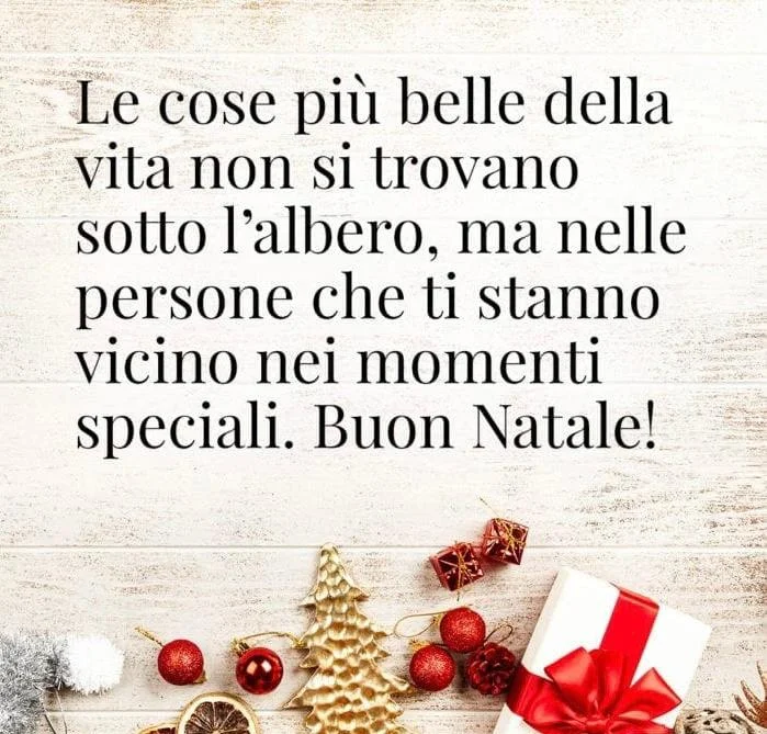 Giovedì 26 dicembre: Una Collezione di Immagini per Famiglia e Amici per Augurare Buon Natale su WhatsApp e Instagram